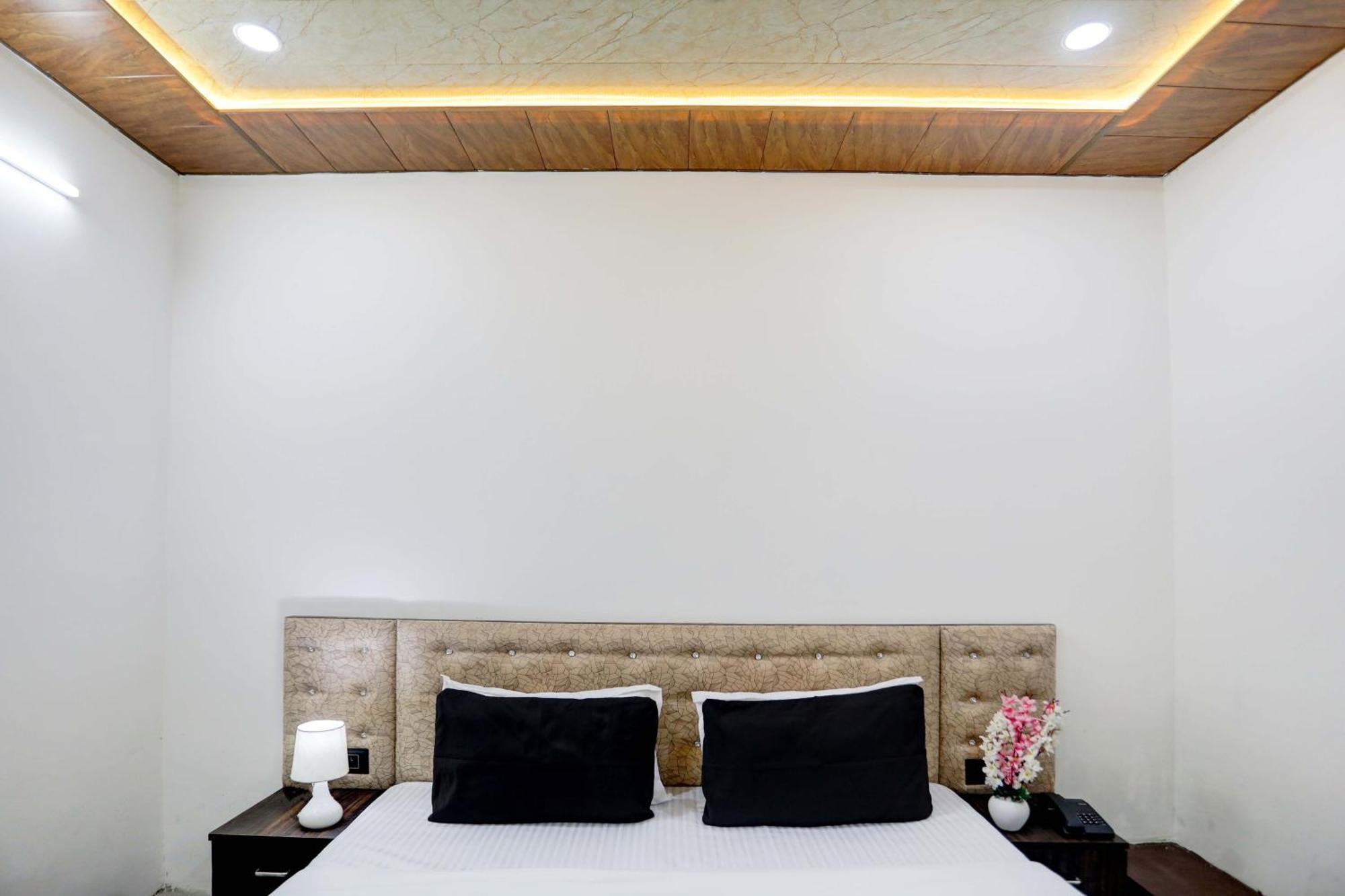 Collection O Park Paradise Delhi  Exterior foto